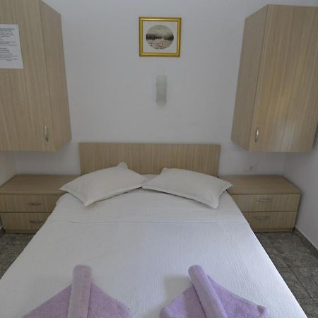 Vila Rara Hotell Costinesti Eksteriør bilde