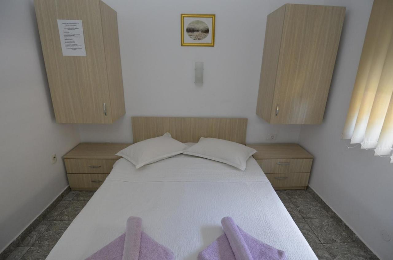 Vila Rara Hotell Costinesti Eksteriør bilde