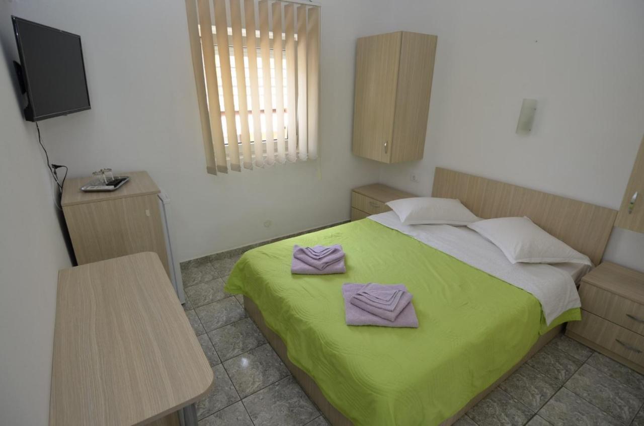Vila Rara Hotell Costinesti Eksteriør bilde